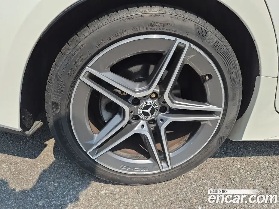 Mercedes-Benz CLS-Class 2019 1.9 гидро, фото 15 Mercedes-Benz CLS-Class 2019 1.9 гидро, фото 15