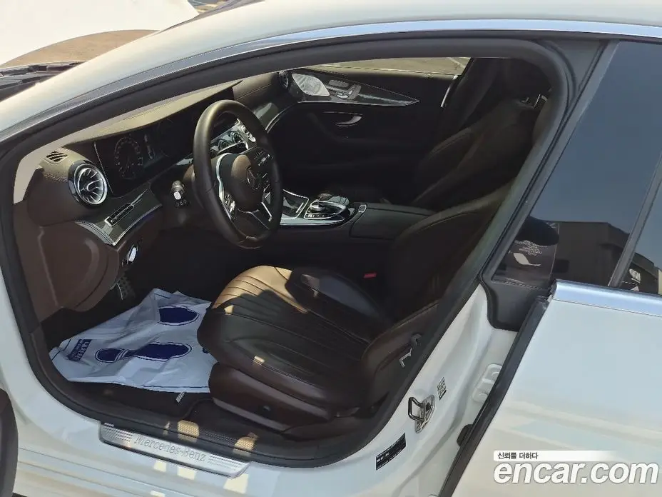 Mercedes-Benz CLS-Class 2019 1.9 гидро, фото 19 Mercedes-Benz CLS-Class 2019 1.9 гидро, фото 19
