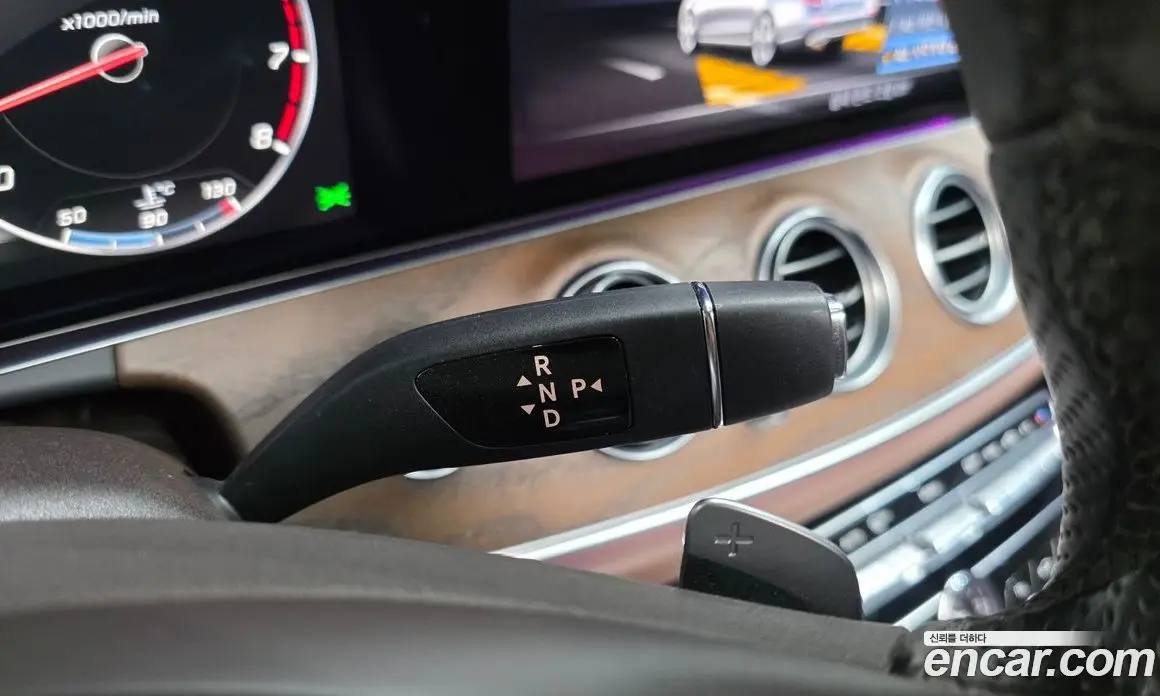 Mercedes-Benz E-Class 2017 2.0 автомат (гидро), фото 9