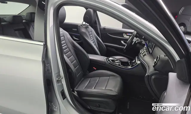 Mercedes-Benz E-Class 2017 2.0 автомат (гидро), миниатюра 12
