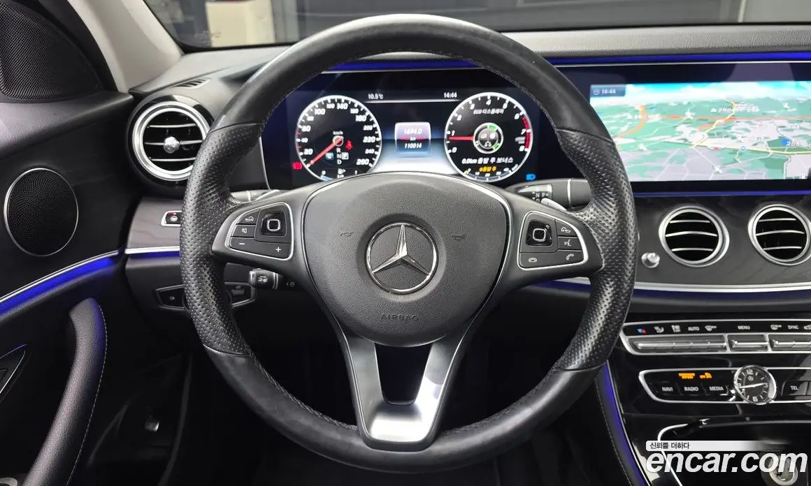 Mercedes-Benz E-Class 2017 2.0 автомат (гидро), фото 13