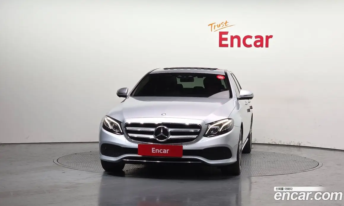 Mercedes-Benz E-Class 2017 2.0 автомат (гидро), фото 3