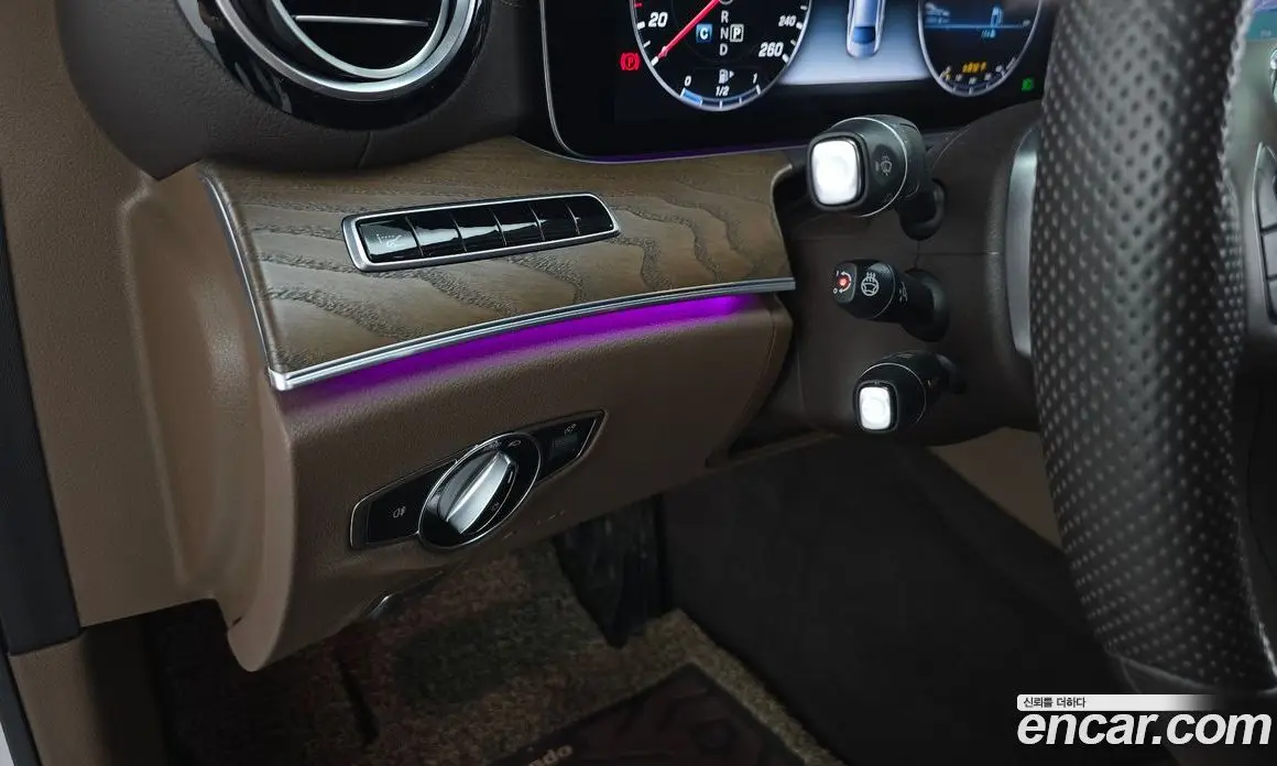 Mercedes-Benz E-Class 2017 2.0 гидро, фото 19