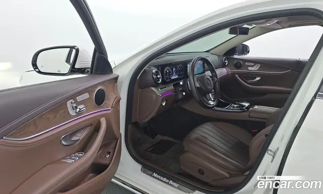 Mercedes-Benz E-Class 2017 2.0 гидро, миниатюра 10