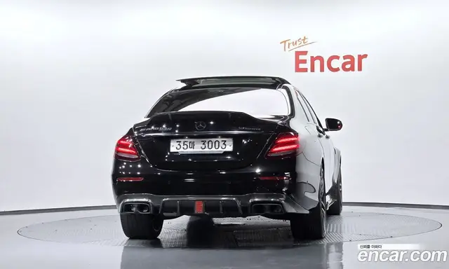 Mercedes-Benz E-Class 2018 4.0 гидро, миниатюра 3 Mercedes-Benz E-Class 2018 4.0 гидро, миниатюра 3