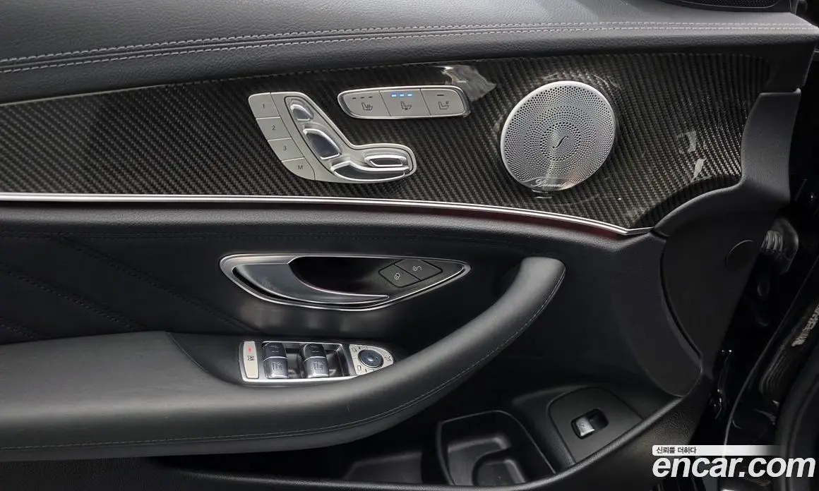 Mercedes-Benz E-Class 2018 4.0 гидро, фото 27 Mercedes-Benz E-Class 2018 4.0 гидро, фото 27