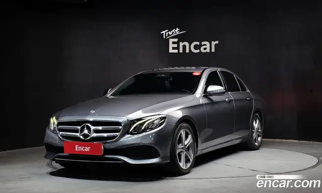 Mercedes-Benz E-Class, 2019, 110 220 км