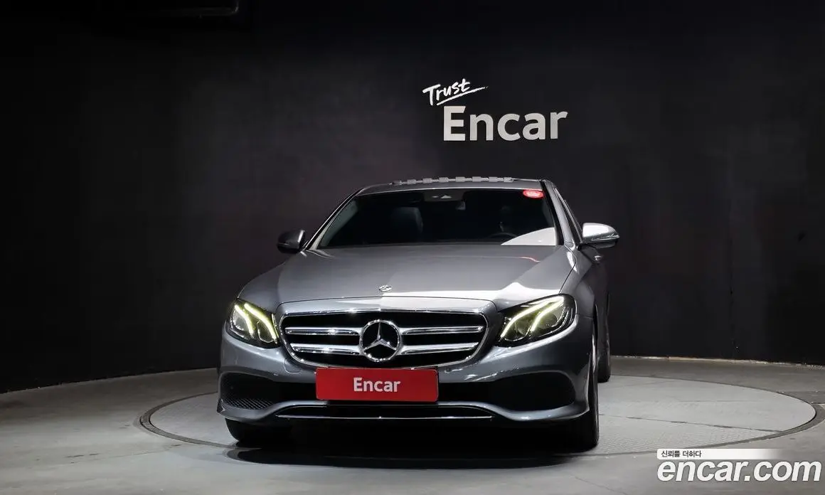 Mercedes-Benz E-Class 2019 2.0 автомат (гидро), фото 3