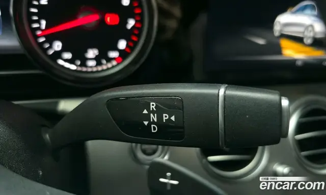 Mercedes-Benz E-Class 2019 2.0 автомат (гидро), миниатюра 9