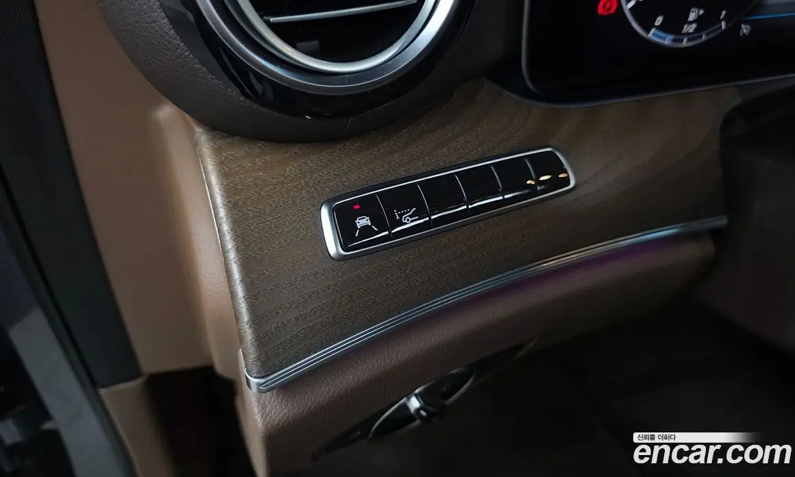 Mercedes-Benz E-Class 2019 2.0 гидро, фото 26