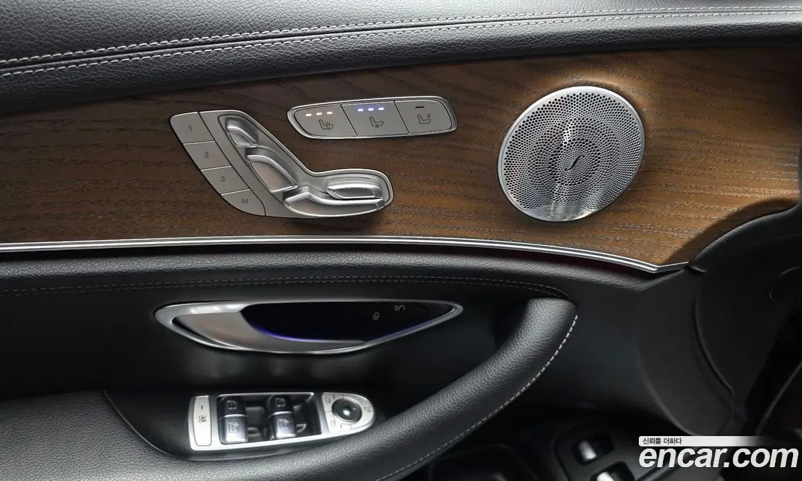 Mercedes-Benz E-Class 2020 2.0 гидро, фото 31 Mercedes-Benz E-Class 2020 2.0 гидро, фото 31
