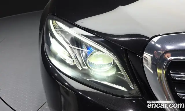 Mercedes-Benz E-Class 2020 2.0 гидро, миниатюра 8 Mercedes-Benz E-Class 2020 2.0 гидро, миниатюра 8