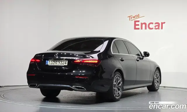 Mercedes-Benz E-Class 2021 1.9 гидро, миниатюра 2 Mercedes-Benz E-Class 2021 1.9 гидро, миниатюра 2