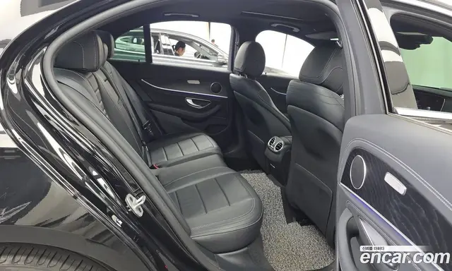 Mercedes-Benz E-Class 2021 1.9 гидро, миниатюра 12