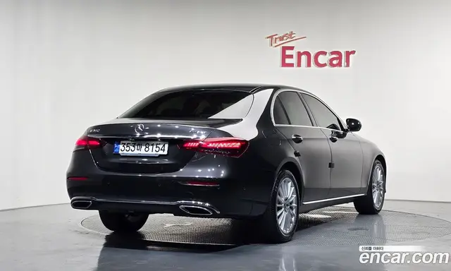 Mercedes-Benz E-Class, 2021, 78 347 км