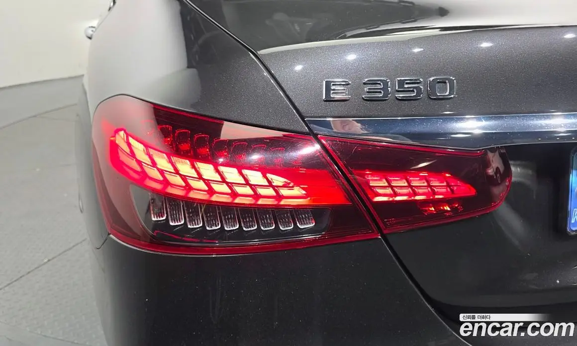 Mercedes-Benz E-Class 2022 2.0 гидро, фото 9 Mercedes-Benz E-Class 2022 2.0 гидро, фото 9
