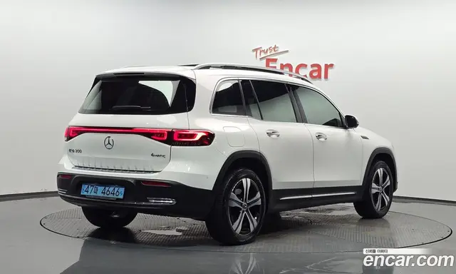 Mercedes-Benz EQB, 2022, 69 320 км