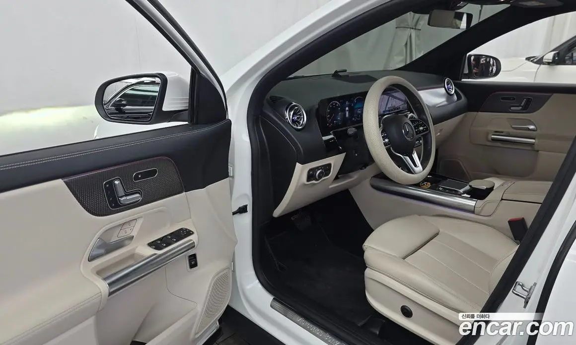 Mercedes-Benz GLA-Class 2021 2.0 гидро, фото 13