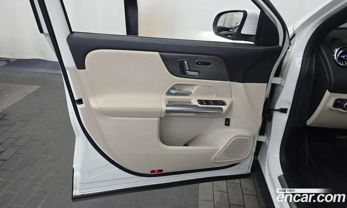 Mercedes-Benz GLA-Class 2021 2.0 гидро, фото 14
