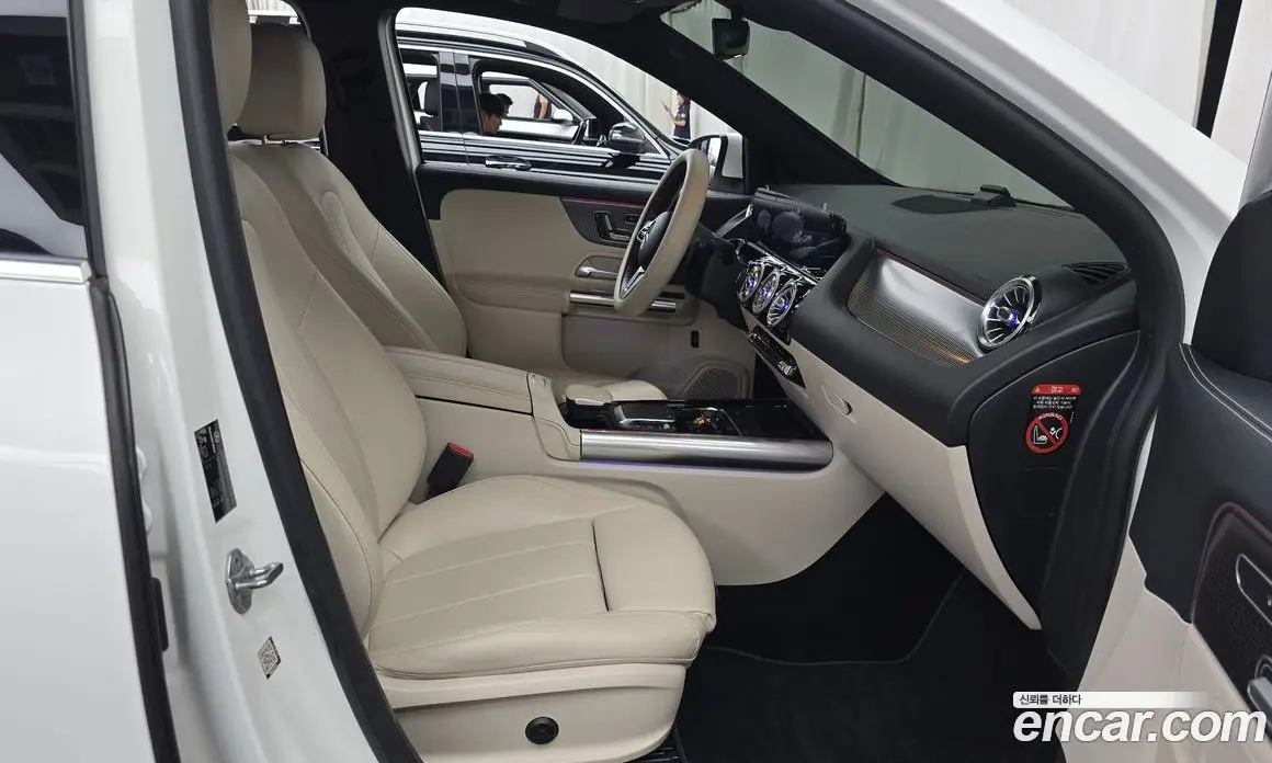 Mercedes-Benz GLA-Class 2021 2.0 гидро, фото 16