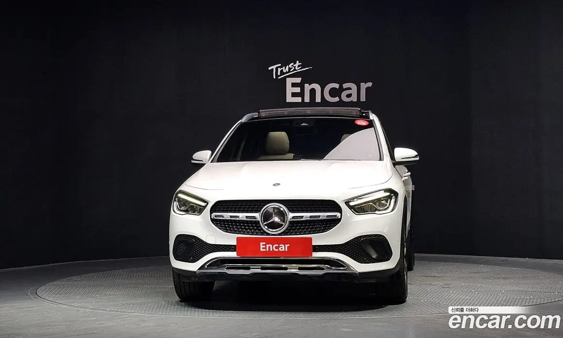 Mercedes-Benz GLA-Class 2021 2.0 гидро, фото 3