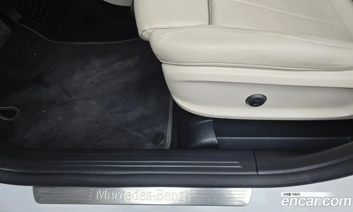 Mercedes-Benz GLA-Class 2021 2.0 гидро, фото 31