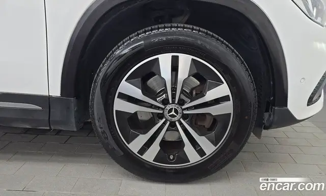 Mercedes-Benz GLA-Class 2021 2.0 гидро, миниатюра 7