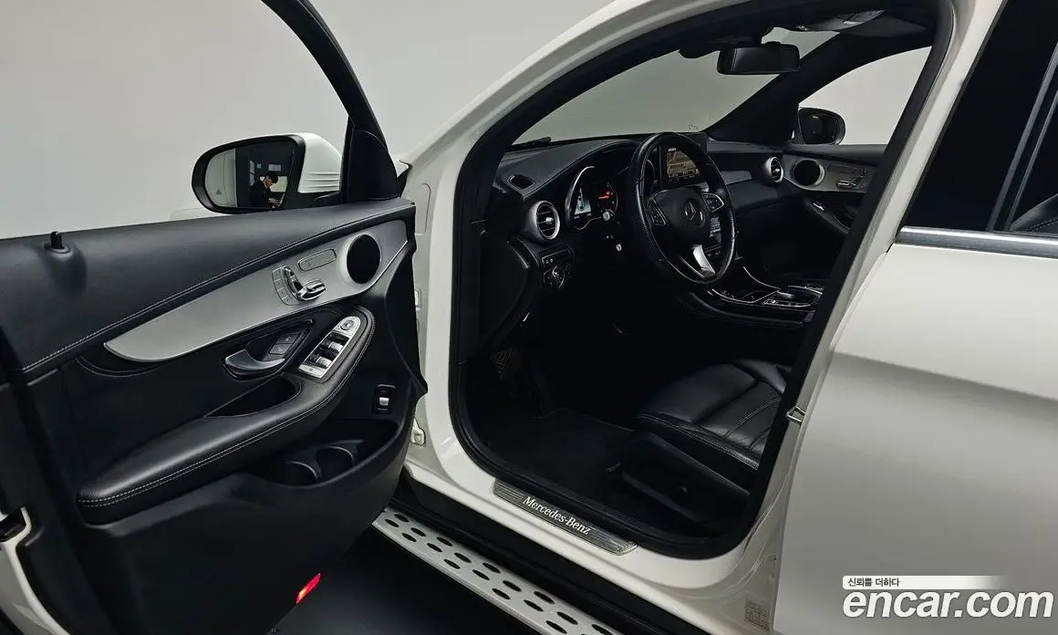Mercedes-Benz GLC-Class 2018 2.1 гидро, фото 12 Mercedes-Benz GLC-Class 2018 2.1 гидро, фото 12