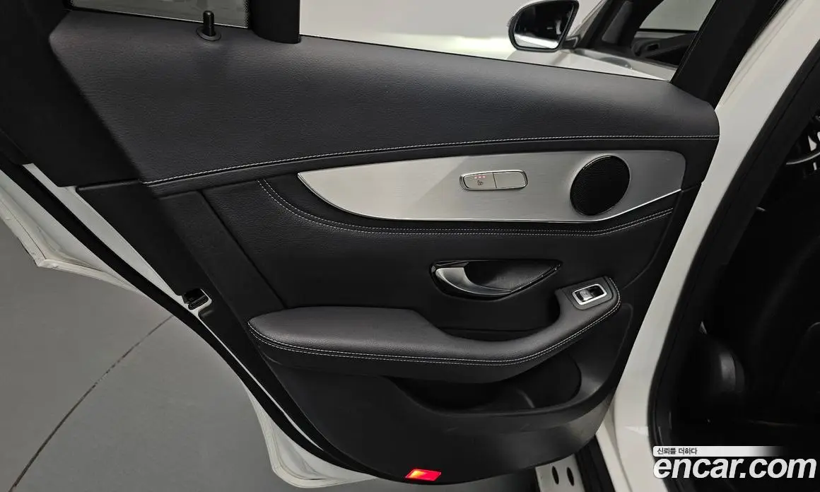 Mercedes-Benz GLC-Class 2018 2.1 гидро, фото 14 Mercedes-Benz GLC-Class 2018 2.1 гидро, фото 14