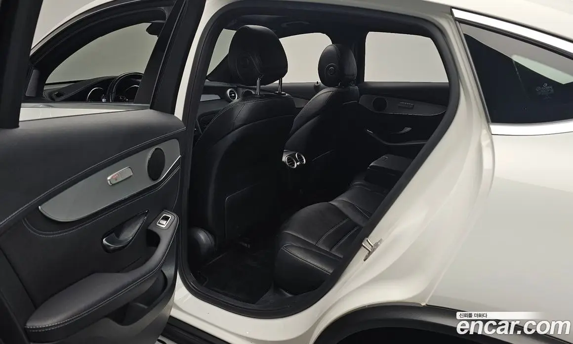 Mercedes-Benz GLC-Class 2018 2.1 гидро, фото 16 Mercedes-Benz GLC-Class 2018 2.1 гидро, фото 16
