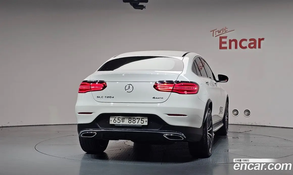 Mercedes-Benz GLC-Class 2018 2.1 гидро, фото 3 Mercedes-Benz GLC-Class 2018 2.1 гидро, фото 3