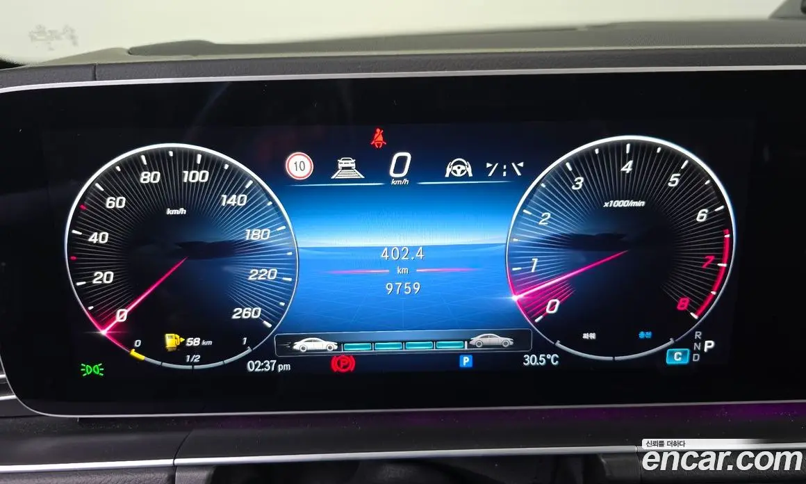Mercedes-Benz GLE-Class 2025 3.0 гидро, фото 8 Mercedes-Benz GLE-Class 2025 3.0 гидро, фото 8