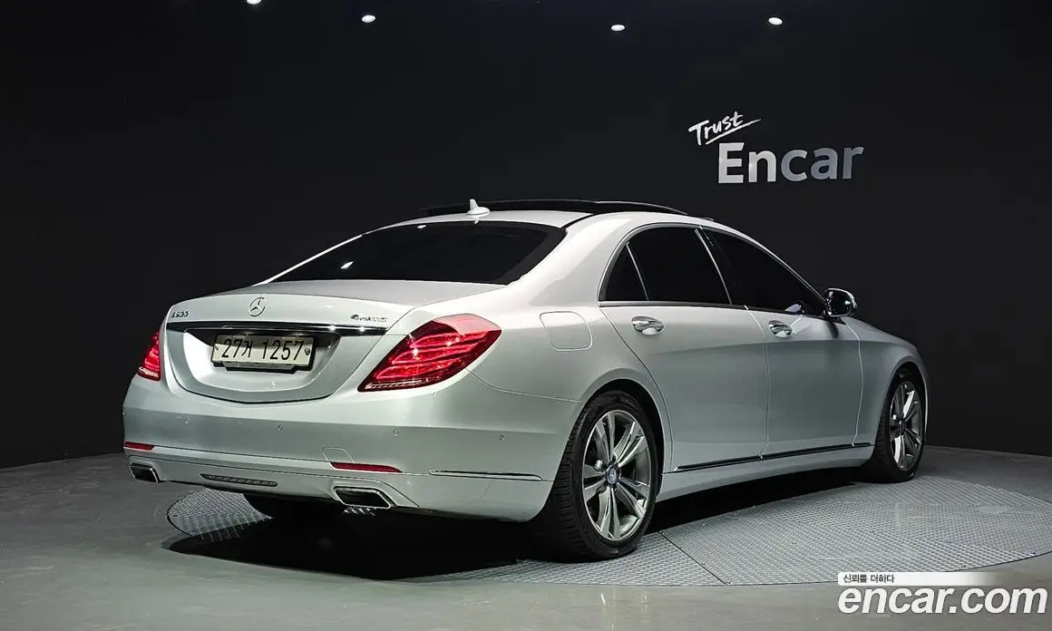 Mercedes-Benz S-Class 2014 4.7 гидро, фото 2 Mercedes-Benz S-Class 2014 4.7 гидро, фото 2