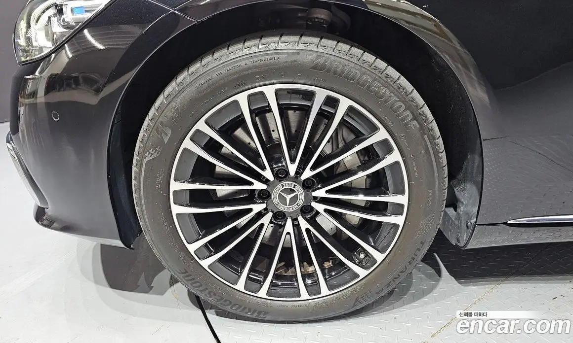 Mercedes-Benz S-Class 2024 3.0 гидро, фото 5
