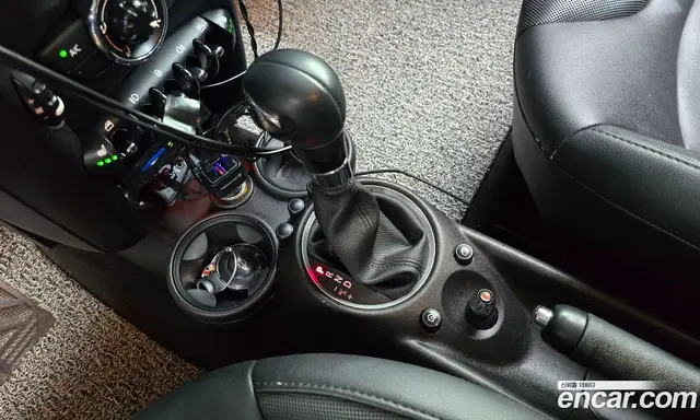 Mini Cooper 2012 2.0 автомат (гидро), миниатюра 9