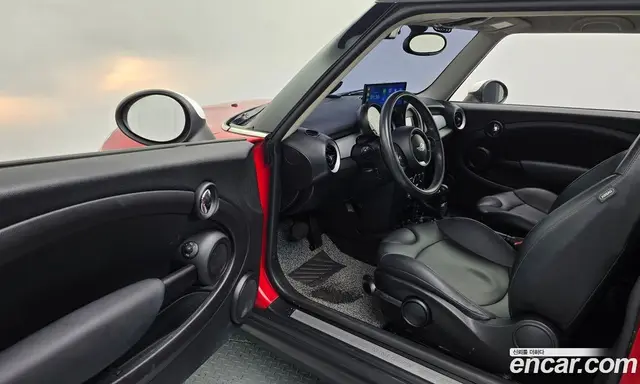 Mini Cooper 2012 2.0 автомат (гидро), миниатюра 10