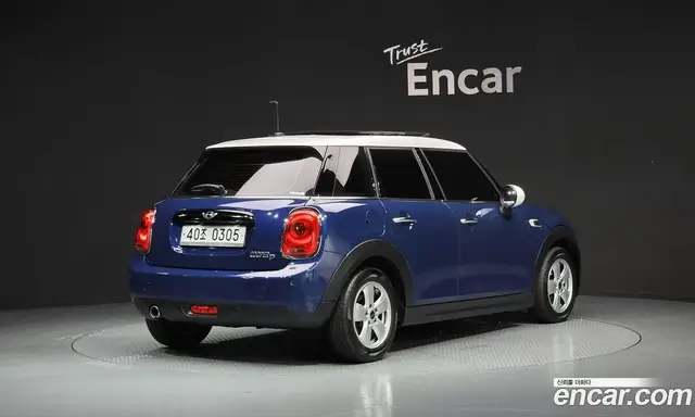 Mini Cooper 2016 1.5 автомат (гидро), миниатюра 2