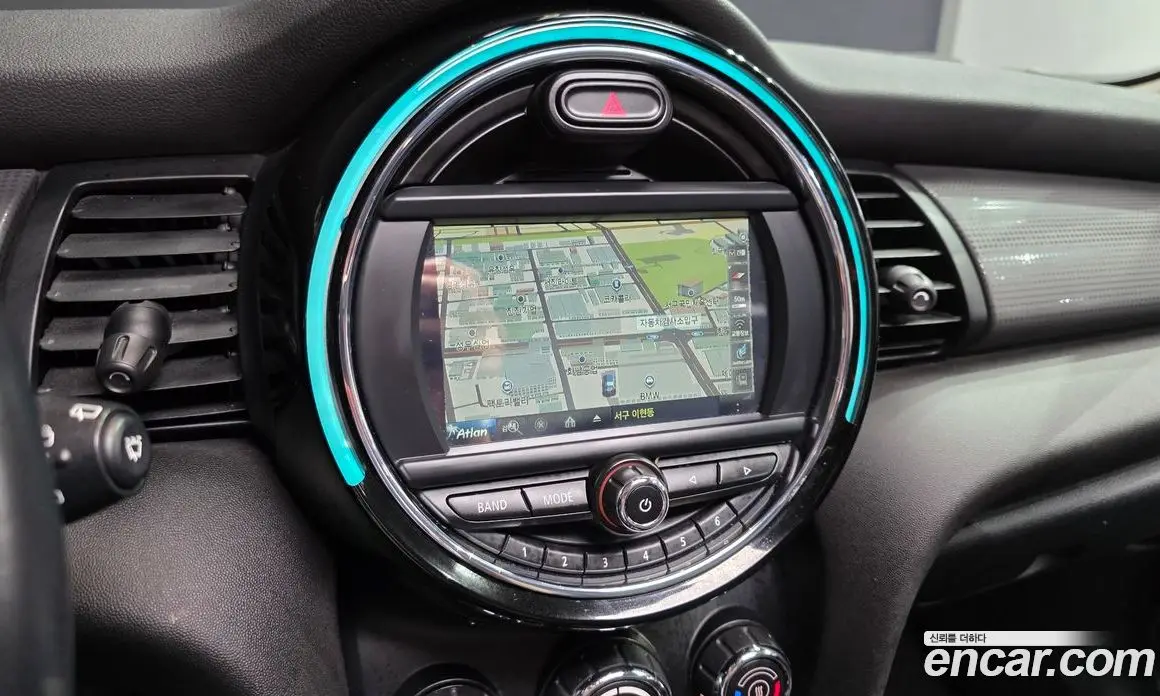 Mini Cooper 2016 1.5 автомат (гидро), фото 17
