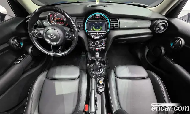 Mini Cooper 2016 1.5 автомат (гидро), миниатюра 7