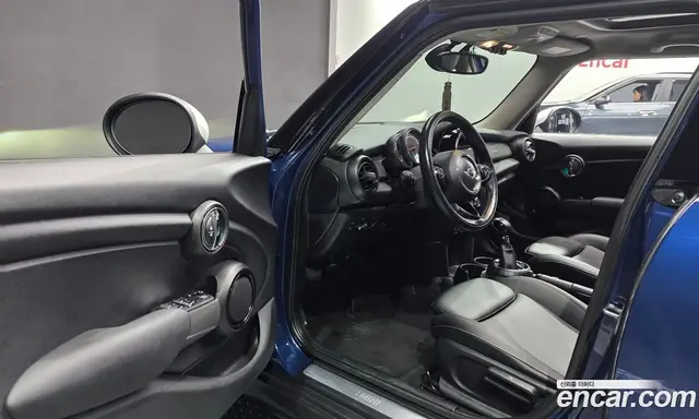 Mini Cooper 2016 1.5 автомат (гидро), миниатюра 10