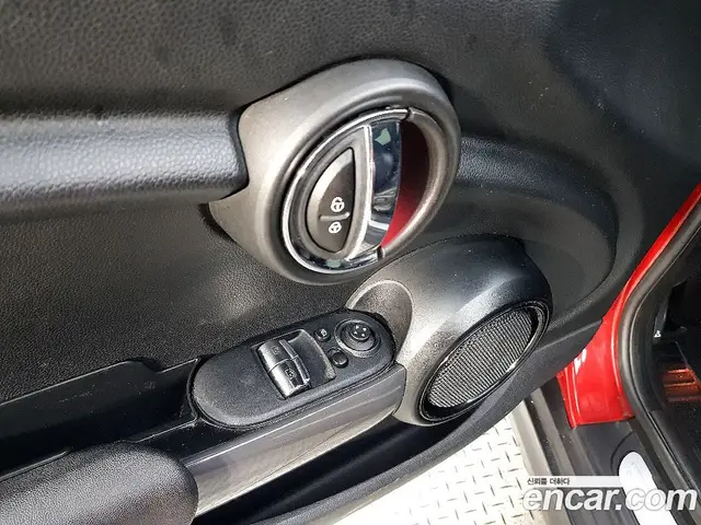 Mini Cooper 2016 1.5 автомат (гидро), миниатюра 11