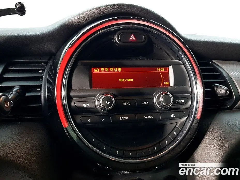Mini Cooper 2016 1.5 автомат (гидро), фото 13