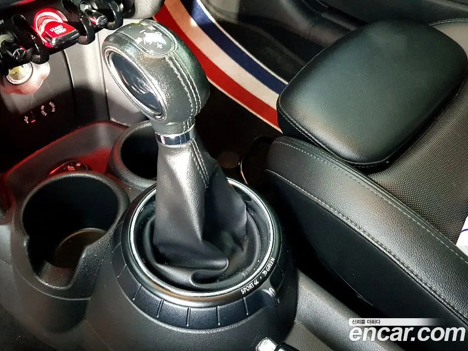 Mini Cooper 2016 1.5 автомат (гидро), фото 15