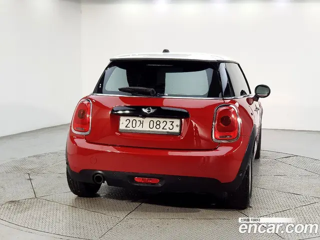 Mini Cooper 2016 1.5 автомат (гидро), миниатюра 3