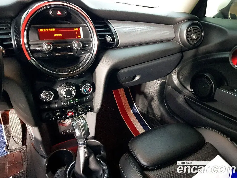 Mini Cooper 2016 1.5 автомат (гидро), фото 10
