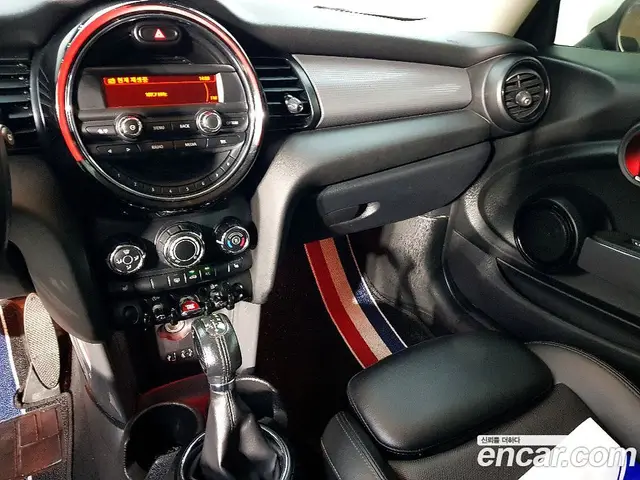 Mini Cooper 2016 1.5 автомат (гидро), миниатюра 10