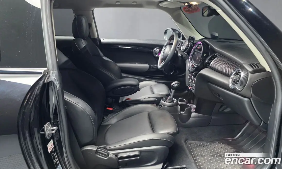 Mini Cooper 2019 2.0 автомат (гидро), фото 16