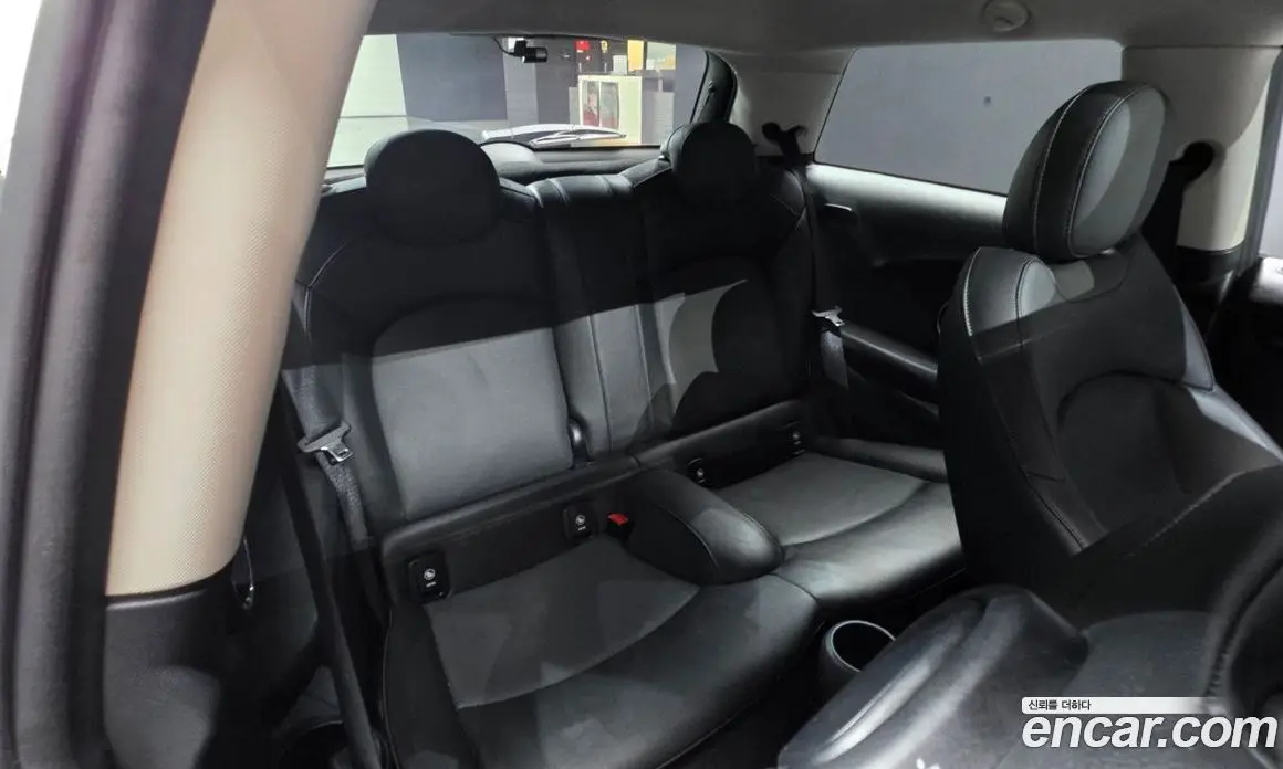 Mini Cooper 2019 2.0 автомат (гидро), фото 17