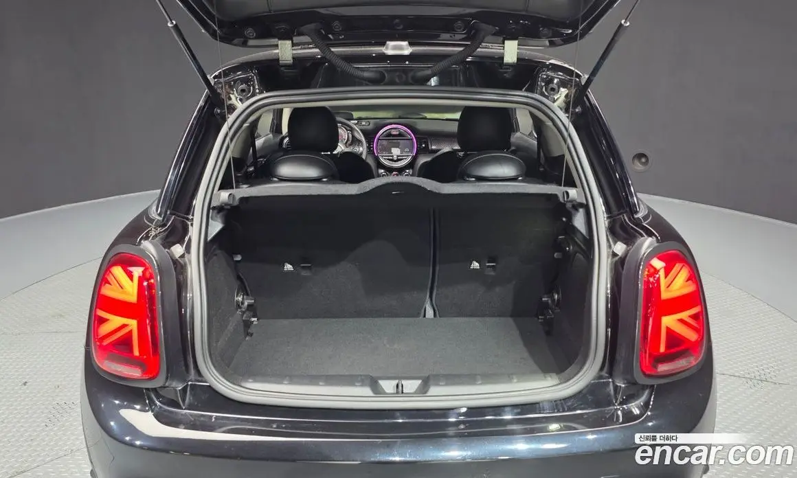 Mini Cooper 2019 2.0 автомат (гидро), фото 25
