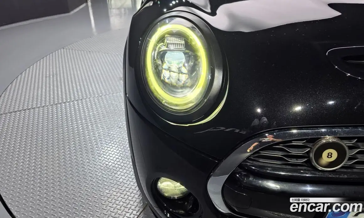 Mini Cooper 2019 2.0 автомат (гидро), фото 7